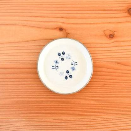 Small Plate: Four Flowers