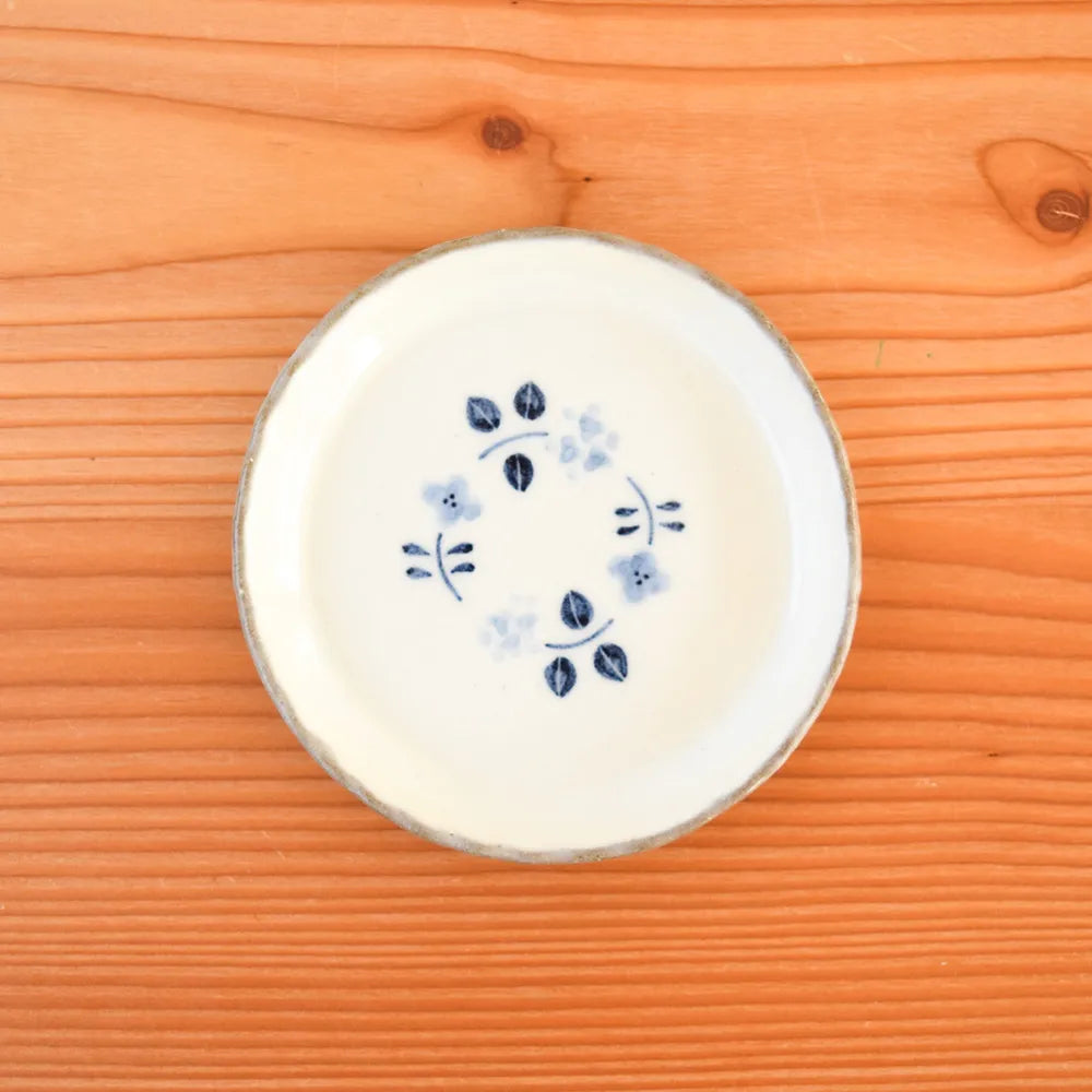 Small Plate: Four Flowers