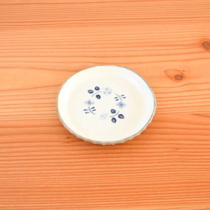 Small Plate: Four Flowers