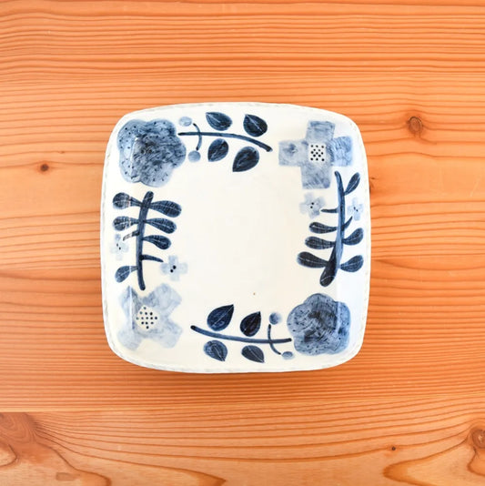 Large Plate: Flower